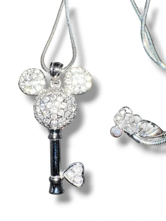 Disney Arribas Necklace Mickey Studded Crystal Key w/Display Case Genuine Disney - Picture 3 of 7